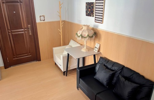 Ziyang County Apartment | A cozy home，Chic 2-bedroom apartment with AC, WiFi in beautiful Wuyuan county