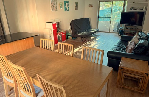 Erskineville Apartment | A quiet oasis (w parking) near city, train, airport, shops, eatery.