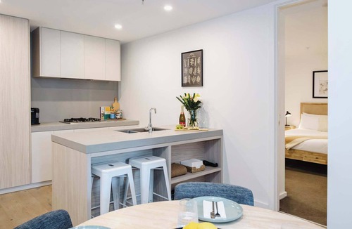 Abbotsford Apartment | Abbotsford Abode With Pool, Parking & Gym
