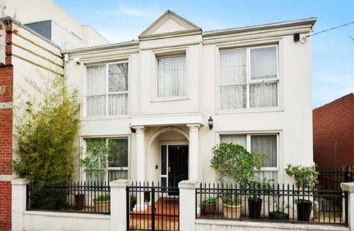 Abbotsford Hostel | Abbotsford Private Rooms & Pods @ 15 Charles Homestay