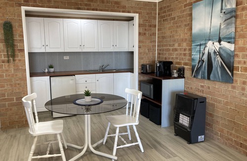 St. Georges Basin House | Absolute Waterfront Accomodation!