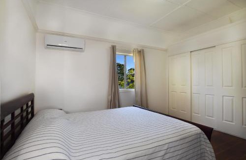 Lota House | Absolute Waterfront