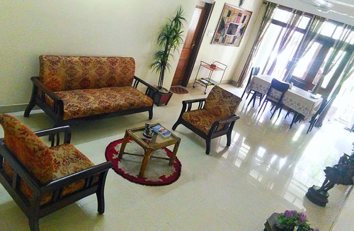 Sualkuchi House | AC, balcony & complimentary breakfast at Shivam Guest House by OK North East