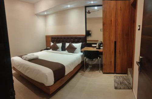 Sualkuchi Hotel | Aditya Inn
