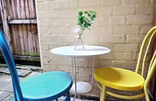 Kings Cross Apartment | Affordable and Cozy City Pad - 5 min walk to city