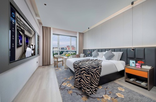 Jinniu House | AI Lives In The Future Hotel