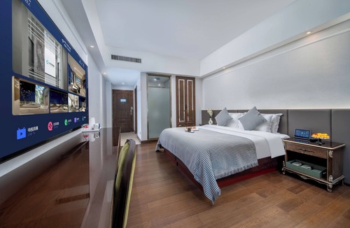 Weiyanggong Hotel | AI Lives In The Future Hotel - Xi'an Drum Tower Old City Root G Park Store