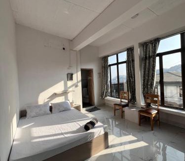 Aizawl Hotel | Aizawl View Hotel