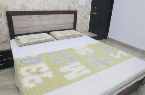 Varanasi Cabin | Alaknanda lodge