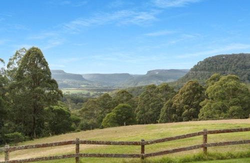 Kangaroo Valley House | Alcheringa Cottage Amazing Location with views