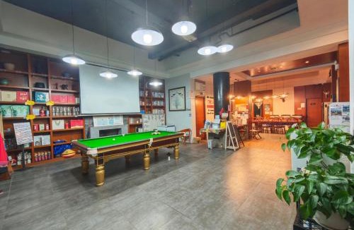 Wulingyuan House | All Seasons Lodge Western Breakfast&Lift&Free Laundry &Book tickets &Downtown Location and Experienced tour guide service