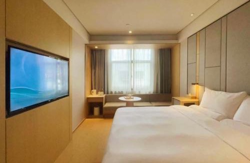 Baoshan Hotel | All Seasons Shanghai Yingao Road Metro Station Hotel