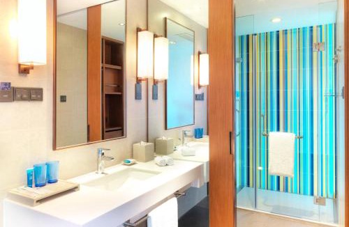 Dalian City Center Hotel | Aloft by Marriott Dalian