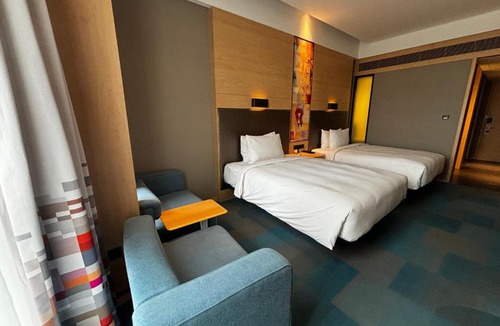 Pudong Hotel | Aloft by Marriott Shanghai Zhangjiang Haike