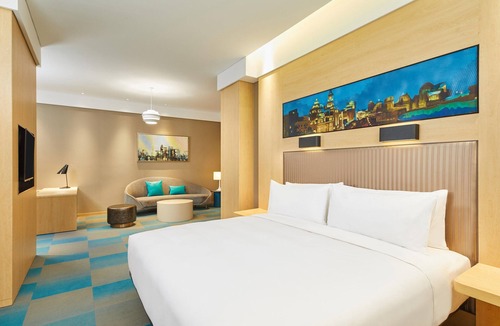 Pudong Hotel | Aloft Shanghai Zhangjiang Haike