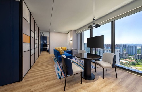 Yantai Hotel | Aloft Yantai