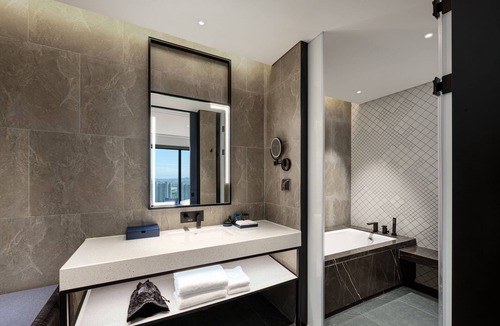 Yantai Hotel | Aloft Yantai
