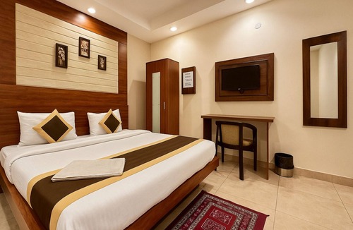 Vasundhara Hotel | Amaira Hotels & Banquets (Near Vaishali Metro Station)