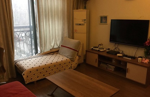 Jinshui District Apartment | Amazingly peaceful and green environment for a perfect holiday
