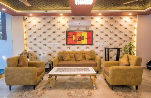 Noida House | Amit House
