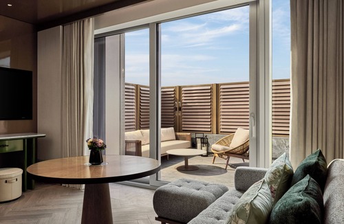Xujiahui Hotel | Andaz Shanghai ITC