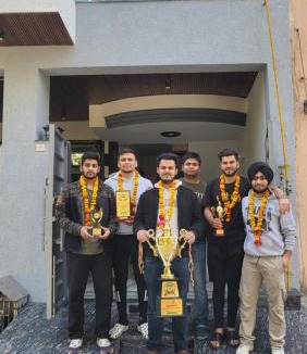 Agra Apartment | Anirudh Homestay