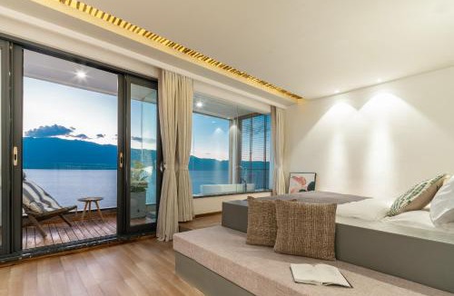 Manjiang Bed & Breakfast | Anna's Gypsy Garden Hotel