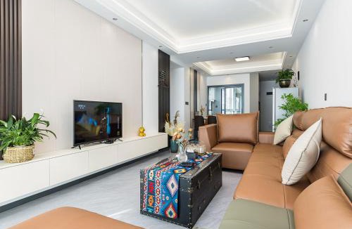 Panlong Apartment | Annie 2704-only 260 metres from Metro Line 2 Exit C of BeiChun
