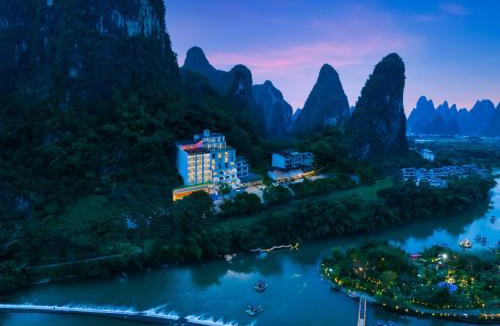 Ten Mile Gallery Hotel | Antilia Homestay Yangshuo