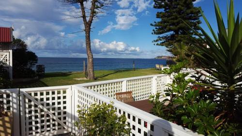 Narrabeen Apartment | Apartment 1 - The Coachhouse