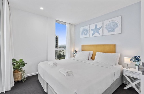 Gold Coast Apartment | Apartment 11405, this 3 bedroom 2 bathroom apartment boasts state-of-the-art in