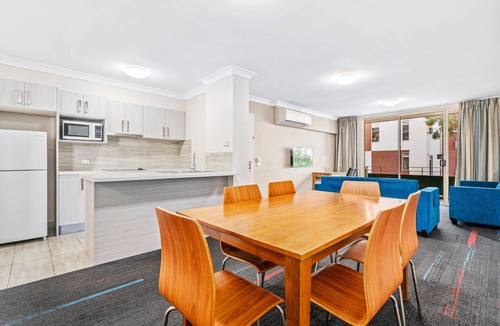 Rosehill Hotel | APX Parramatta