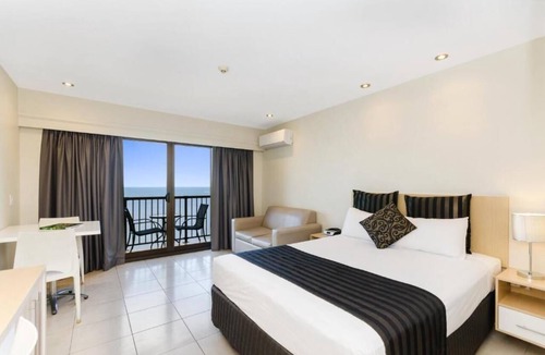North Ward Hotel | Aquarius on the Beach
