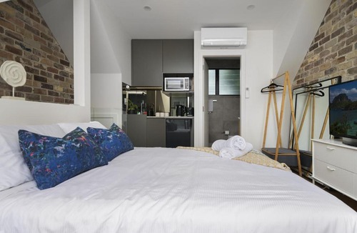 Redfern Apartment | Architect-Designed Studio Retreat in Surry Hills