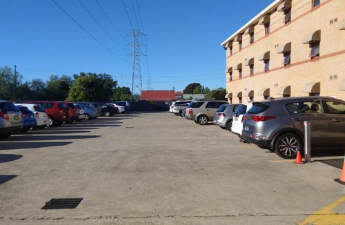 Greenacre Hotel | Arena Hotel (formerly Sleep Express Motel)