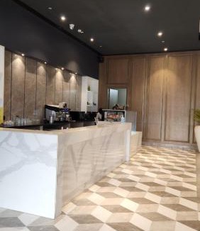 Gomti Nagar Apartment | ARMERIA STAY DLF MYPAD-512