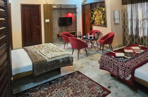 Dhampur Hotel | Arsh Hotel & Restaurant