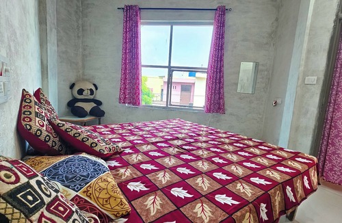 Mathura Bed & Breakfast | Arya Sadan Homestay