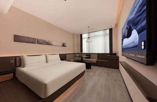 Anji Hotel | Atour Hotel Anji Jiuzhou Changshuo Square