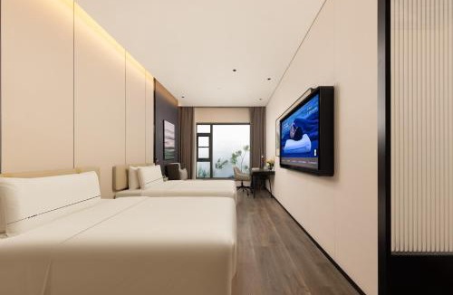 Jinsong Panjiayuan Hotel | Atour Hotel Beijing Chaoyang Shilihe Subway Station
