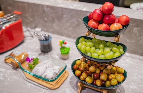 Middle Chaoyang Hotel | Atour Hotel Beijing China World Trade Center Tuanjie Lake