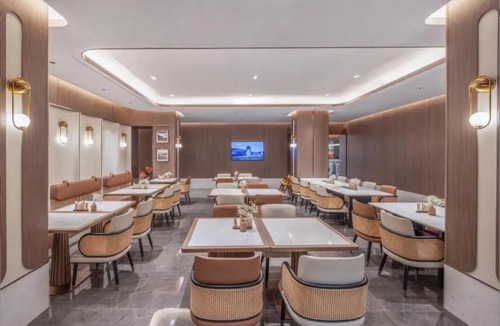 Dongcheng Hotel | Atour Hotel Beijing Nanluoguxiang Beixinqiao Subway Station