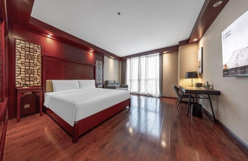 Xuanwu Hotel | Atour Hotel Beijing West Railway Station South Square