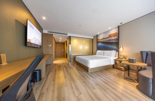 Xuanwu Hotel | Atour Hotel Beijing West Railway Station South Square