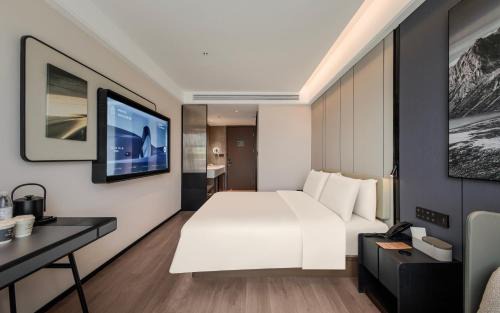 Bole Hotel | Atour Hotel Bole Friendship Shopping Center Tuanjie North Road