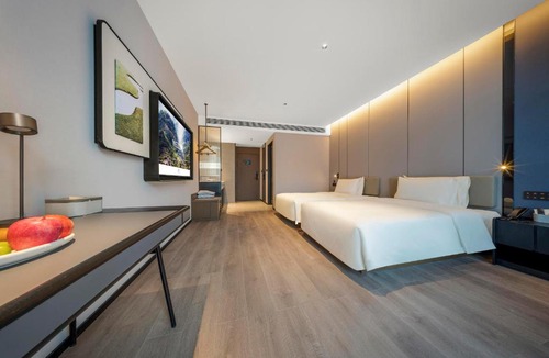 Longquanyi Hotel | Atour Hotel Chengdu Longquan Shimao Plaza
