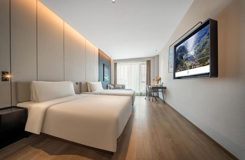 Chongqing Hotel | Atour Hotel Chongqing North Station Renhe