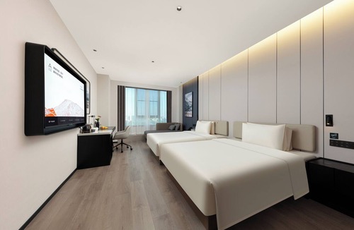 Bin Hu District Hotel | Atour Hotel