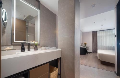 Shahekou Hotel | Atour Hotel Dalian Xinghai Square Zhongshan Road
