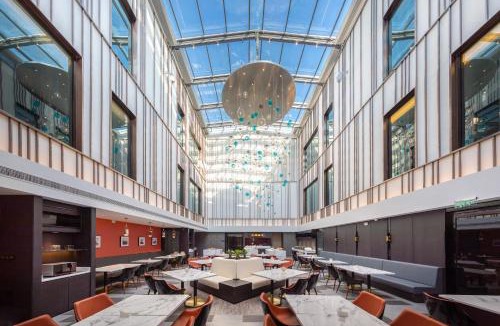 Chengqu District Hotel | Atour Hotel Datong Dongxin Plaza Railway Station